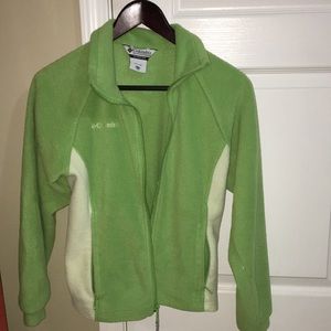 Green Columbia youth jacket. Size 14-16!